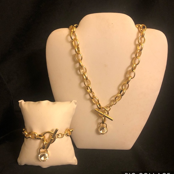 Two Piece Set - Picture 1 of 5